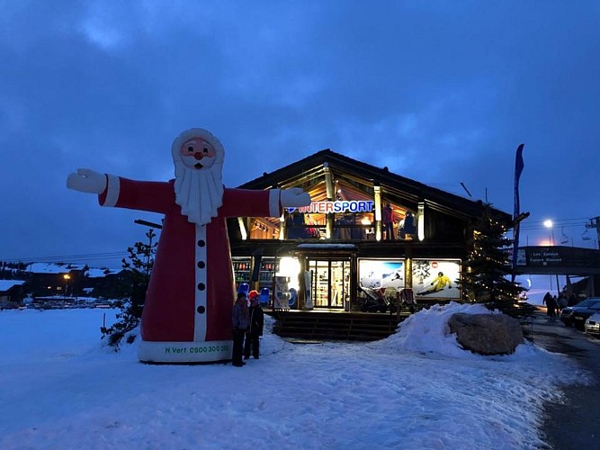 Intersport (Signal - Haut station)