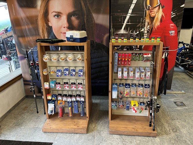 Intersport (Signal - Haut station)