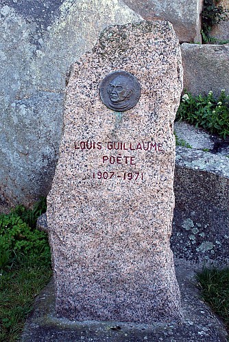 Stèle du poète Louis Guillaume