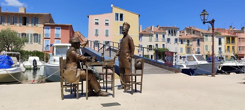 Bronze statue, representing Fernandel and Bourvil
