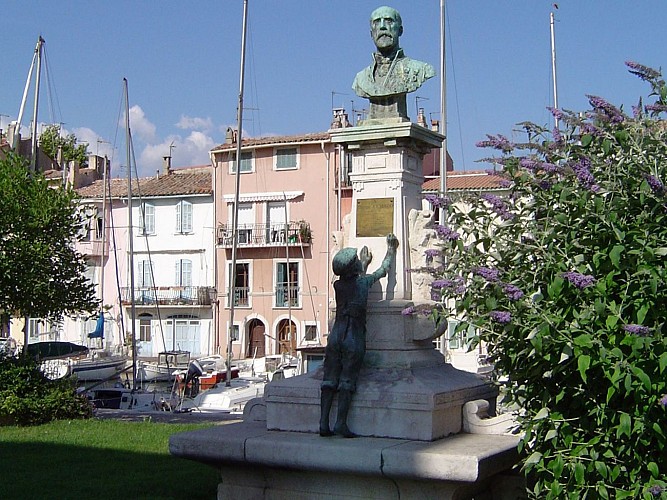 Monument Etienne Richaud