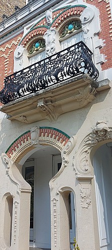 Art Nouveau et Art Déco : 58 et 62 Avenue des Minimes