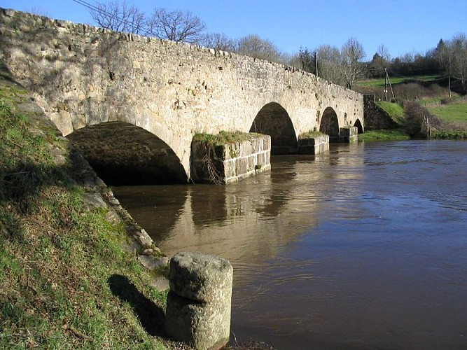 The old bridge on the river Gartempe in Rancon