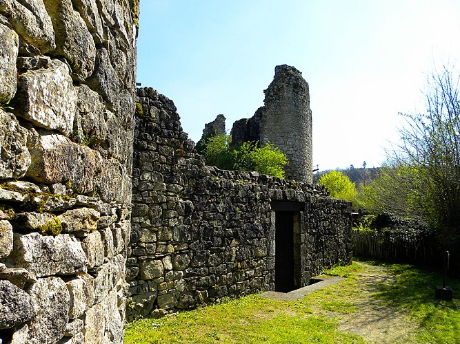 chateau-de-lastours©Hélène_B(5)