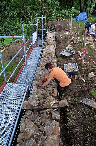 Bénévole sur chantier