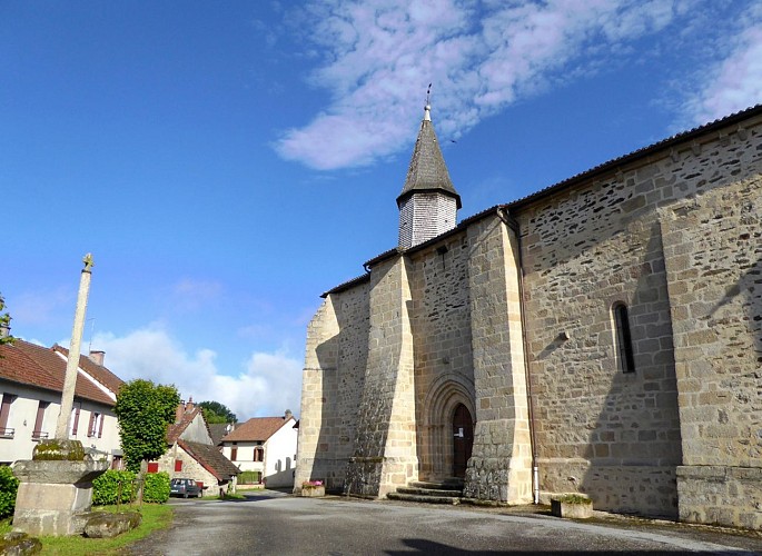 LES BILLANGES Eglise © CBC