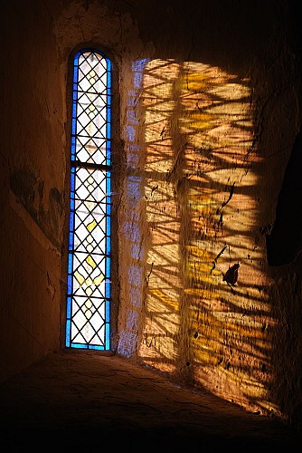 LES BILLANGES Vitrail © Péricat