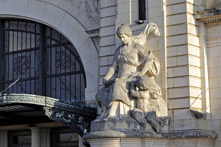 Gare des Bénédictins