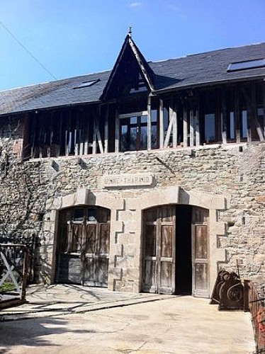 Moulins du Daumail - moulins à cailloux, émail et pâte à porcelaine