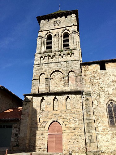 La Collégiale Saint Etienne et ses vitraux