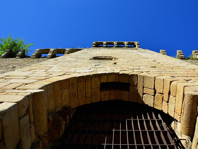 forteresse-de-chalucet©Benoît_M(4)