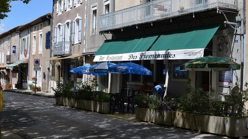 Les Promenades Café - Restaurant