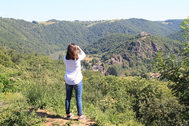 Point de vue sur la Presqu'île d'Ambialet