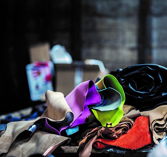 Tablette d'interprétation Graulhet, le cuir dans la peau