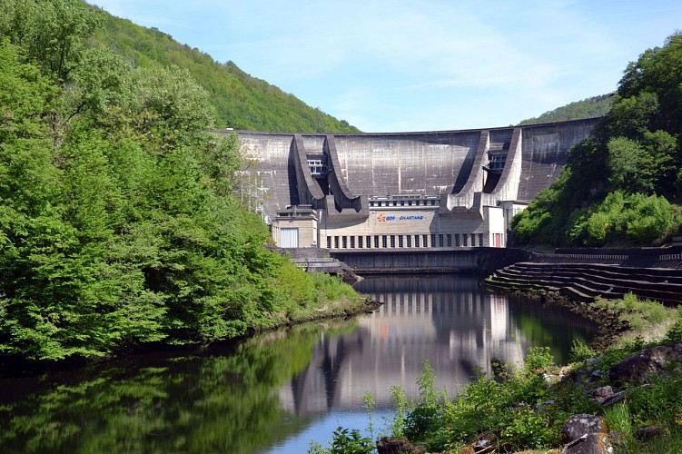 The Chastang dam and the EDF Odysselec space