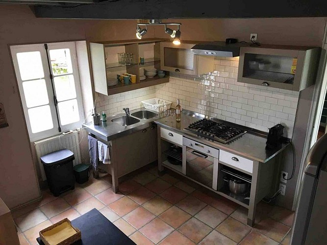 gite and retrat - cuisine 1