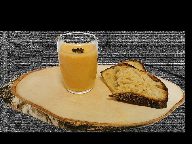Velouté de carotte à la crème