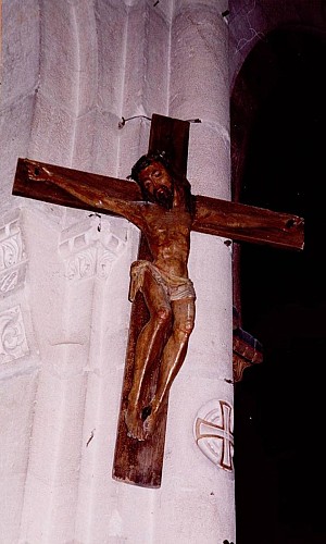 Christ en croix XVIe siècle