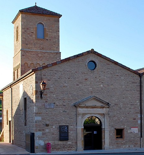 Ancienne église romane de Fuissé  caveau Auvigue