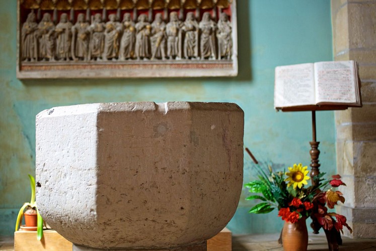 Lugny (71) - Eglise Saint-Denis (chapelle des fonts baptismaux)