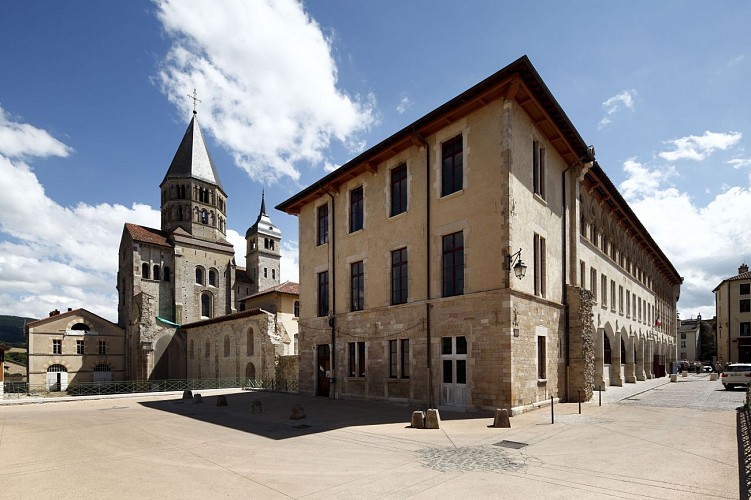 Abbaye de Cluny, façade dite "du pape Gélase"