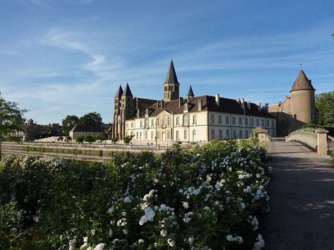 Vue aevc le cloître