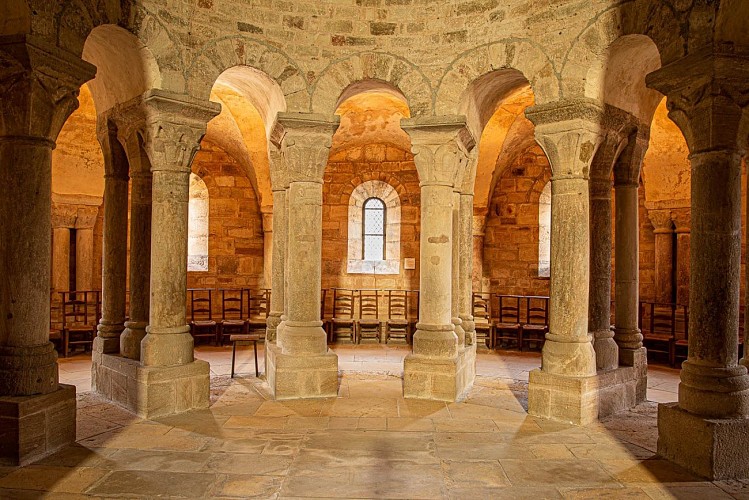 Eglise Romane du Bois-Sainte-Marie