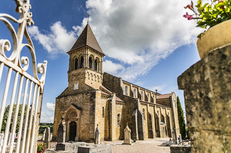 Église Romane St Julien