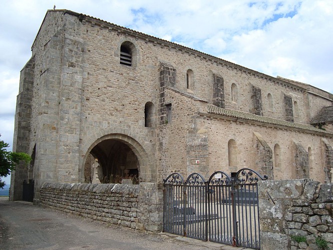 Église de Mont-Saint-Vincent, extérieur