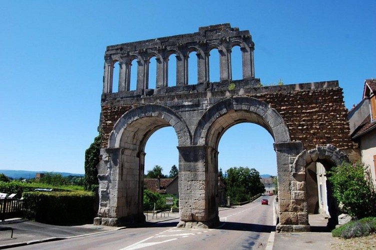 porte d'arroux, patrimoine gallo-romain, Autun
