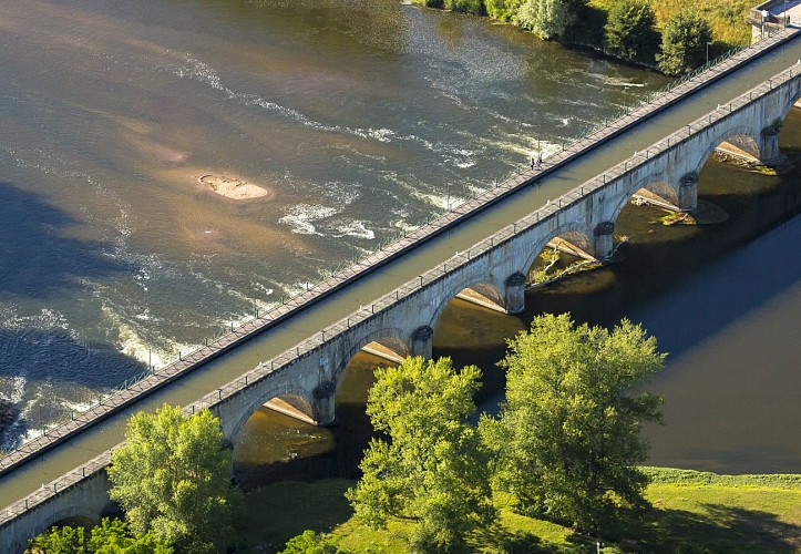 ADT rognée Copyright DSL 71 Ibanez AurélienBourgogne Live Prod