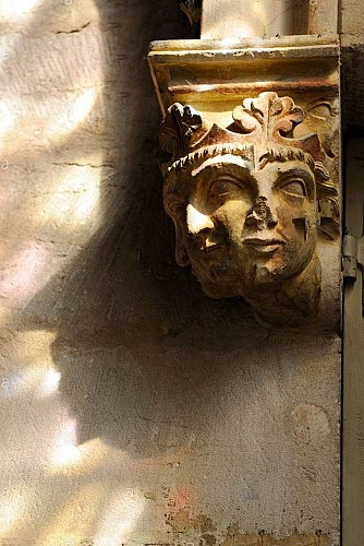 4. Visage de pidou-berlue En fait, les trois visages de la Sainte Trinité