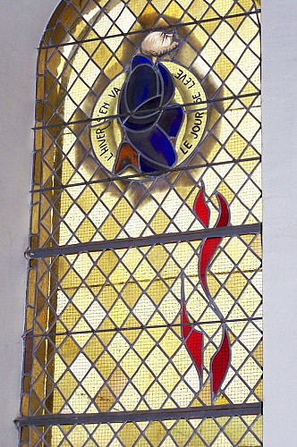 Eglise Sainte-Cécile à Sainte-Cécile : Vitrail - Michel-Bouillot