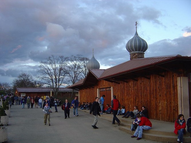 Taizé : église de la Réconciliation
