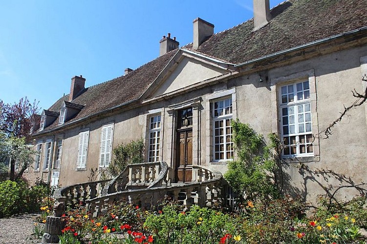 278935-francais-hotel-millery-autun-