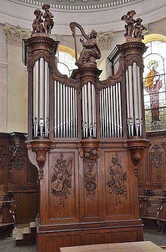 Orgue de choeur (1700) église Saint-Pierre de Chalon