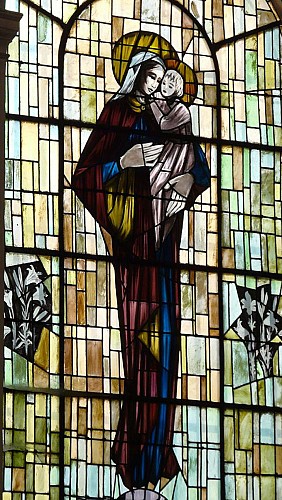 Vitrail Vierge à l'Enfant (XXe) église Saint- Pierre de Chalon