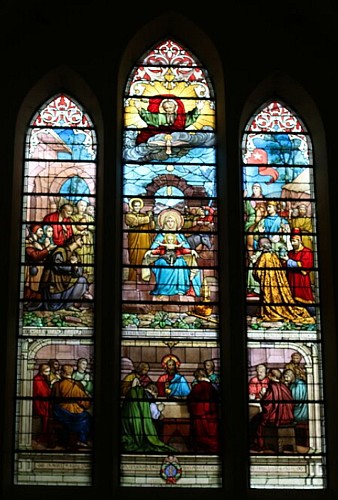 Église Saint-Henri, Le Creusot, vitrail de l'Adoration des mages et Cène