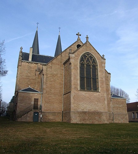 Église Saint-Henri, Le Creusot, vitrail, chevet