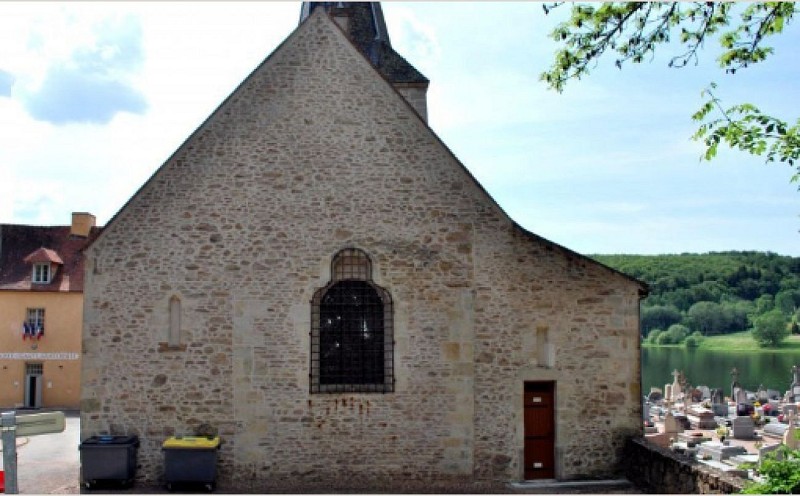 Chevet de l'église de Saint-Sernin-du-Bois, pignon est