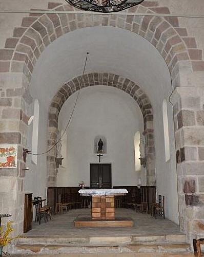 Choeur de l'église romane de TORCY