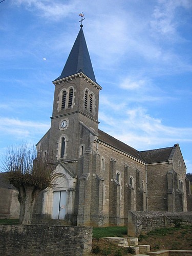 Eglise de l'Immaculée Conception à Saint-Denis-de-Vaux
