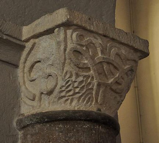 Chapiteau Saint-Jean-de-Vaux