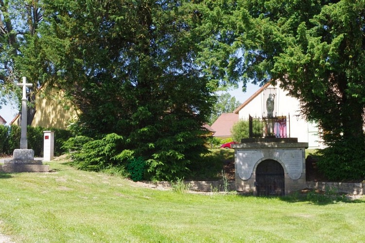 Fontaine de Saint-Loup de Varennes