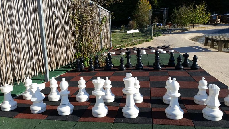 Jeu-d-echecs géant