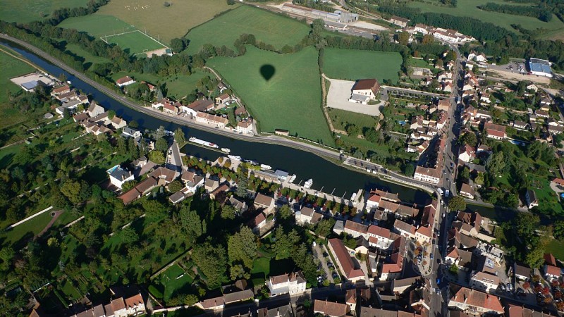 Saint Léger sur Dheune et le Canal du Centre