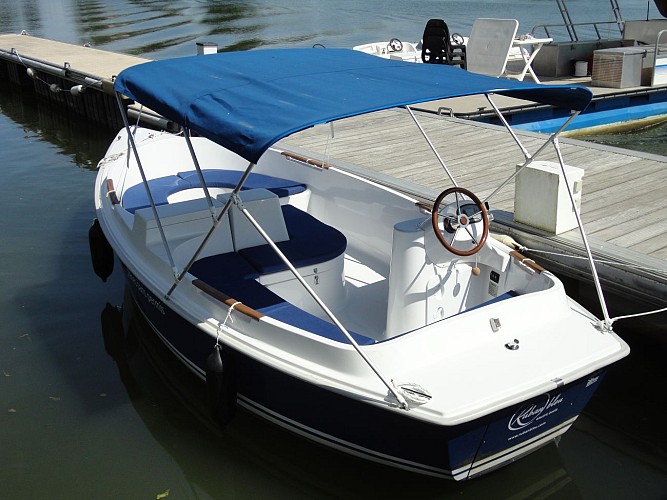 BATEAUX ELECTRIQUE 11 PLACES