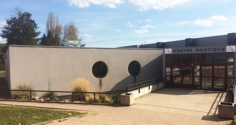Centre-Nautique-ext-service-communication-ville-de-Montceau-3