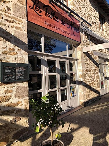 LES-TABLES-DE-MURET-17BDFB8B-7014-4202-8DFE-1397BD0C37C5-jpeg