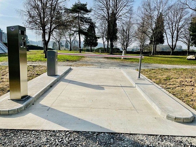 Aire d'Accueil Camping Car_2